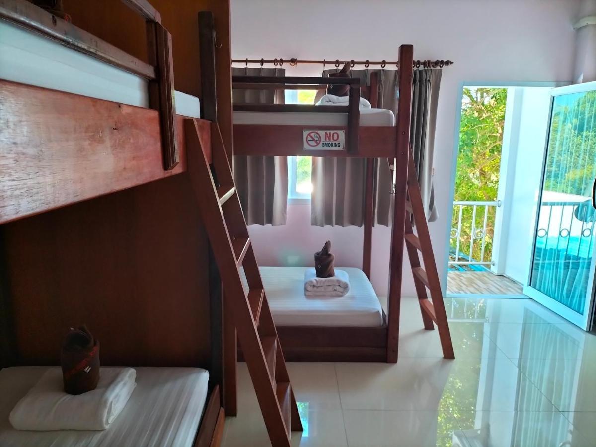Phangan Barsay Hostel Thongsala Exterior photo