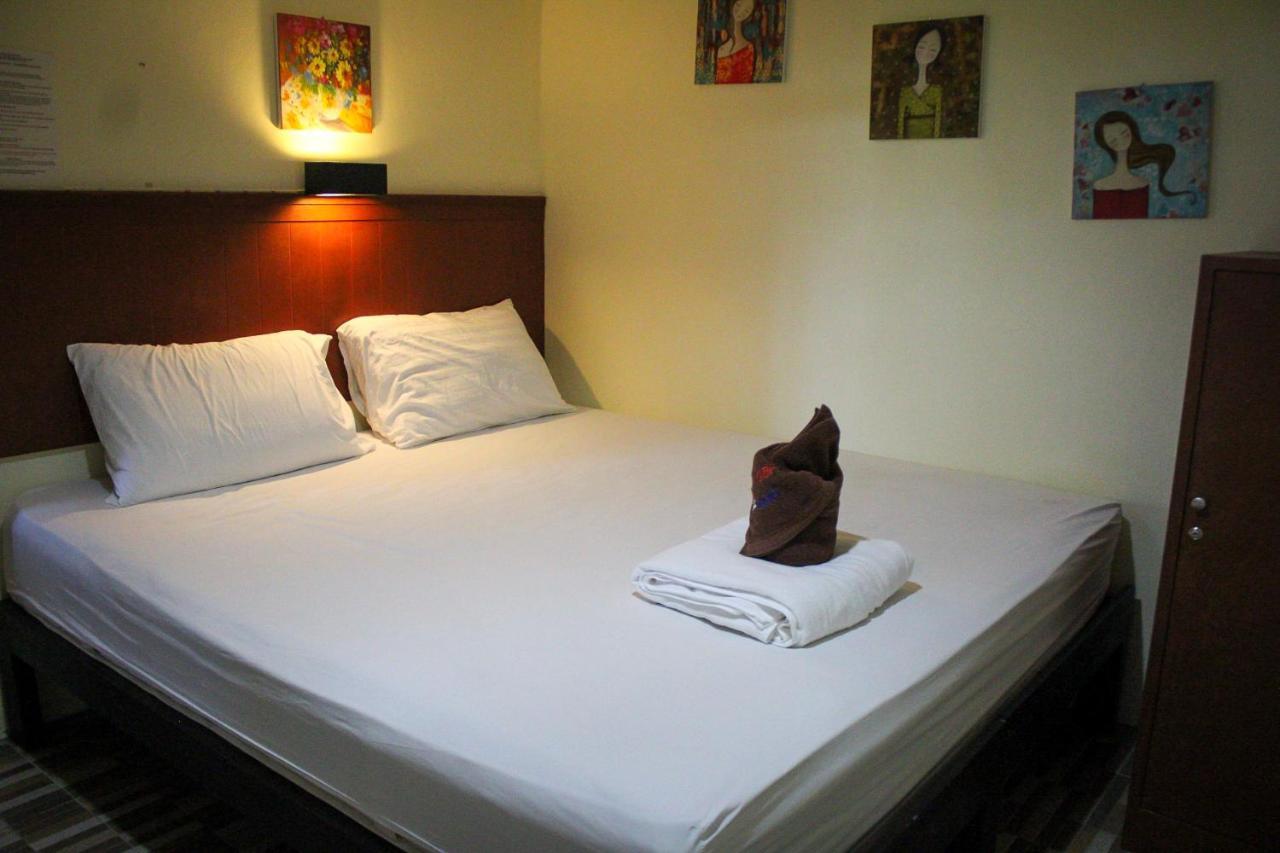 Phangan Barsay Hostel Thongsala Exterior photo